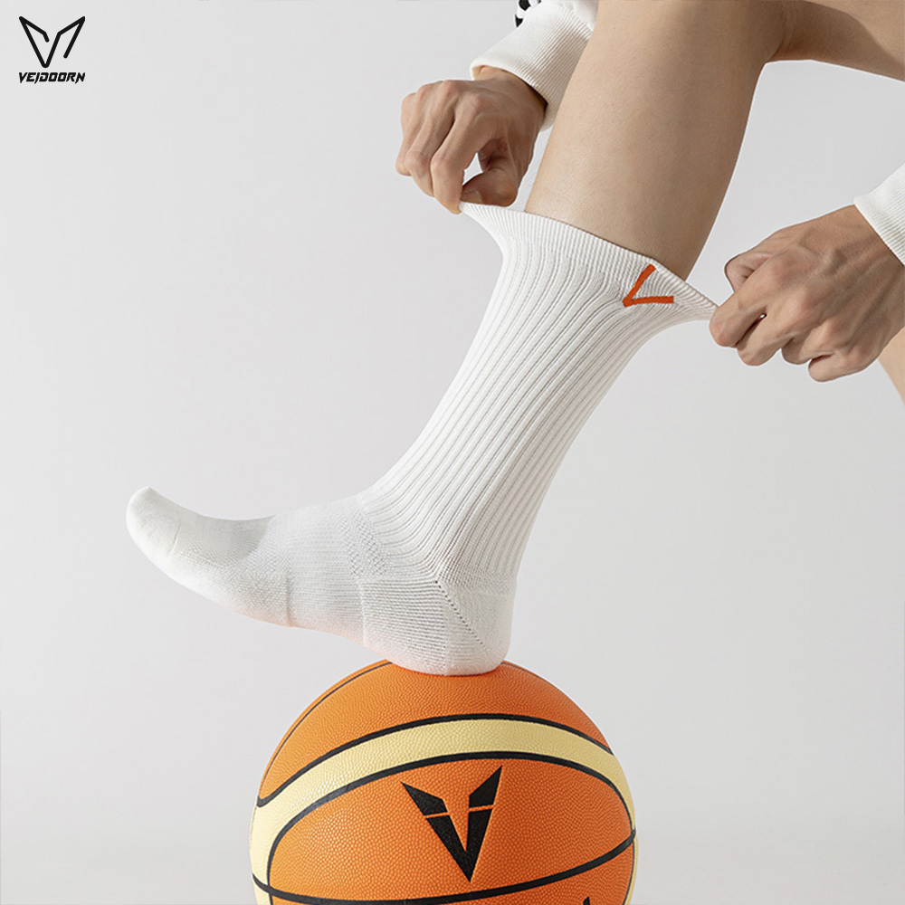 Veidoorn 4 Pairs Sports Socks  - Athletic Sock Cushion 评论和价格